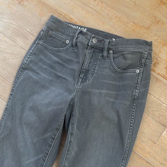 J. CREW Vintage Gray Ankle Straight Fit Jeans - Picture 3 of 11